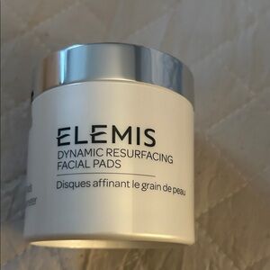 ELEMIS Dynamic Resurfacing Facial Pads - White and Silver